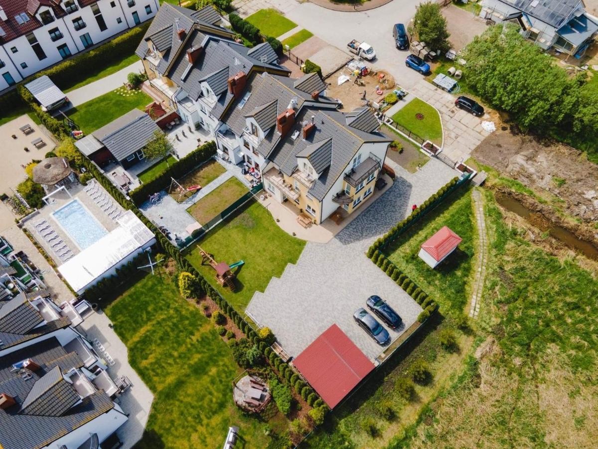 Pokoje Goscinne " Awia " Leba Exterior foto